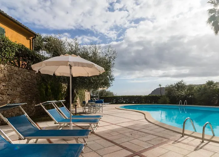 Italianway - Il Borgo Apartments